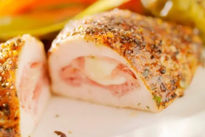 pechugas de pollo rellenas de jamón y queso al horno